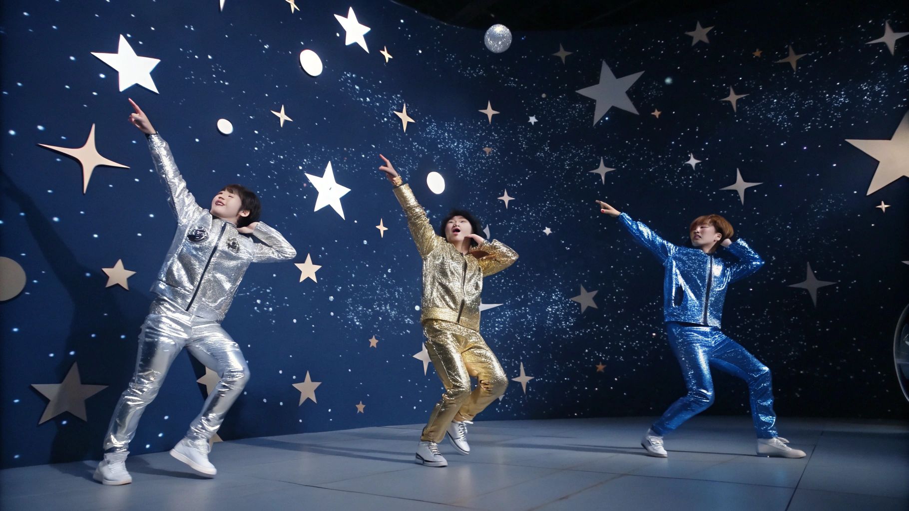 宇宙無重力ダンスアイドル